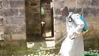 My regional farmer saw me peeing, Fucked me till I screamed for help